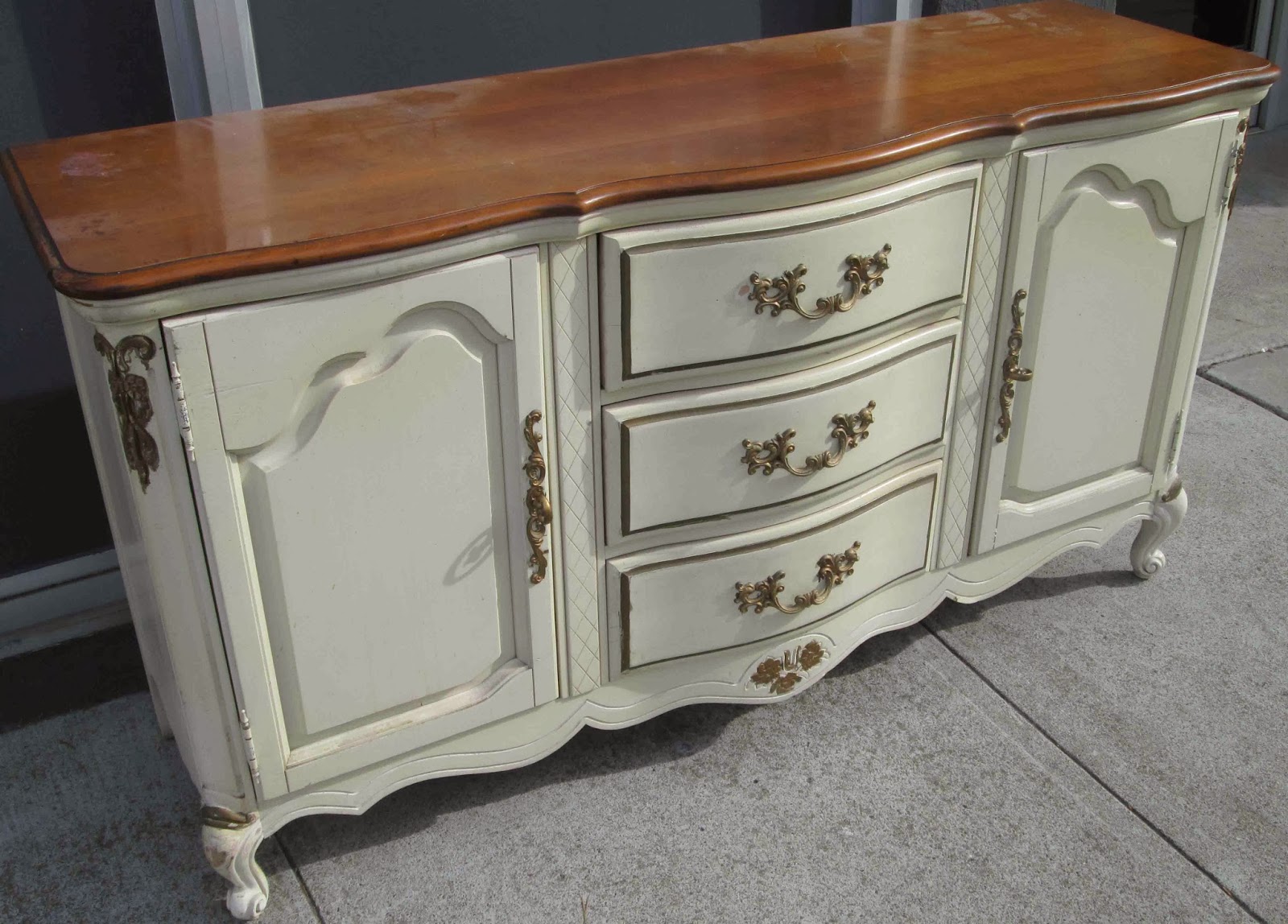 UHURU FURNITURE & COLLECTIBLES SOLD French Provincial Buffet 80