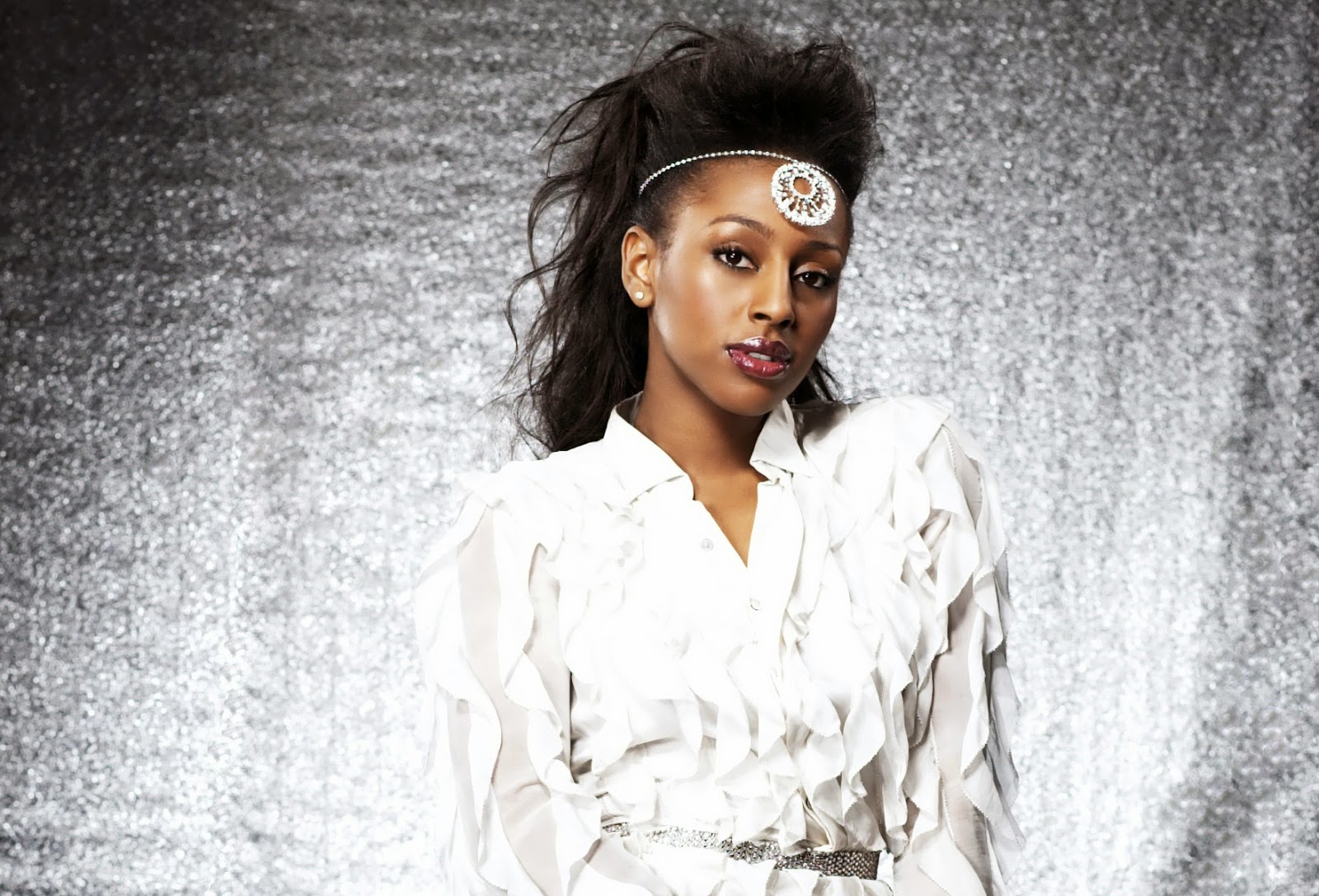 Celebrity HD Wallpapers: Alexandra Burke HD Wallpapers