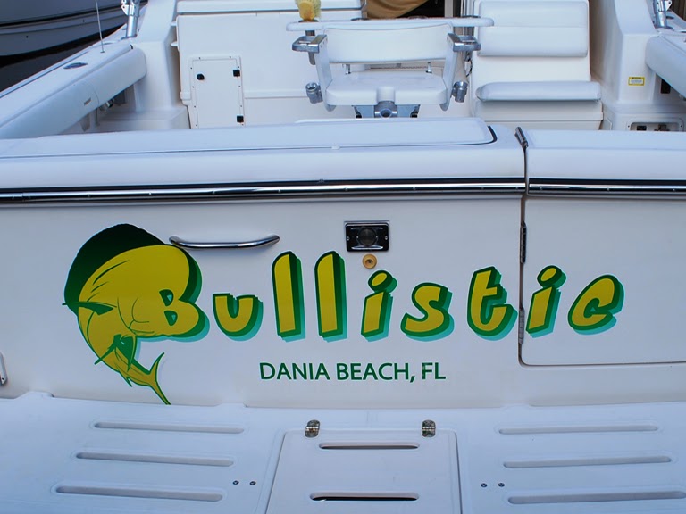 MIAMI SIGN MAKERS VINYL BOAT LETTERING & YACHT SIGNS FORT LAUDERDALE