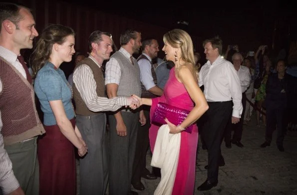 Dutch, Queen Maxima visited the Musical Soldaat van Oranje about the second world war in Aruba 