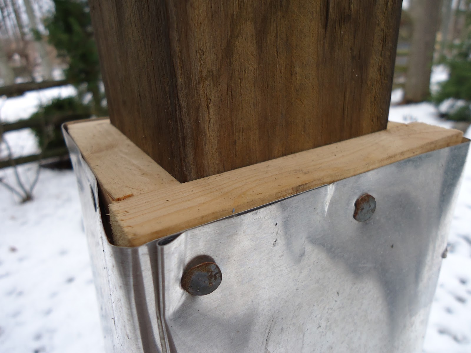 How To Make Homemade Squirrel Baffle / Homemade squirrel baffle (pics