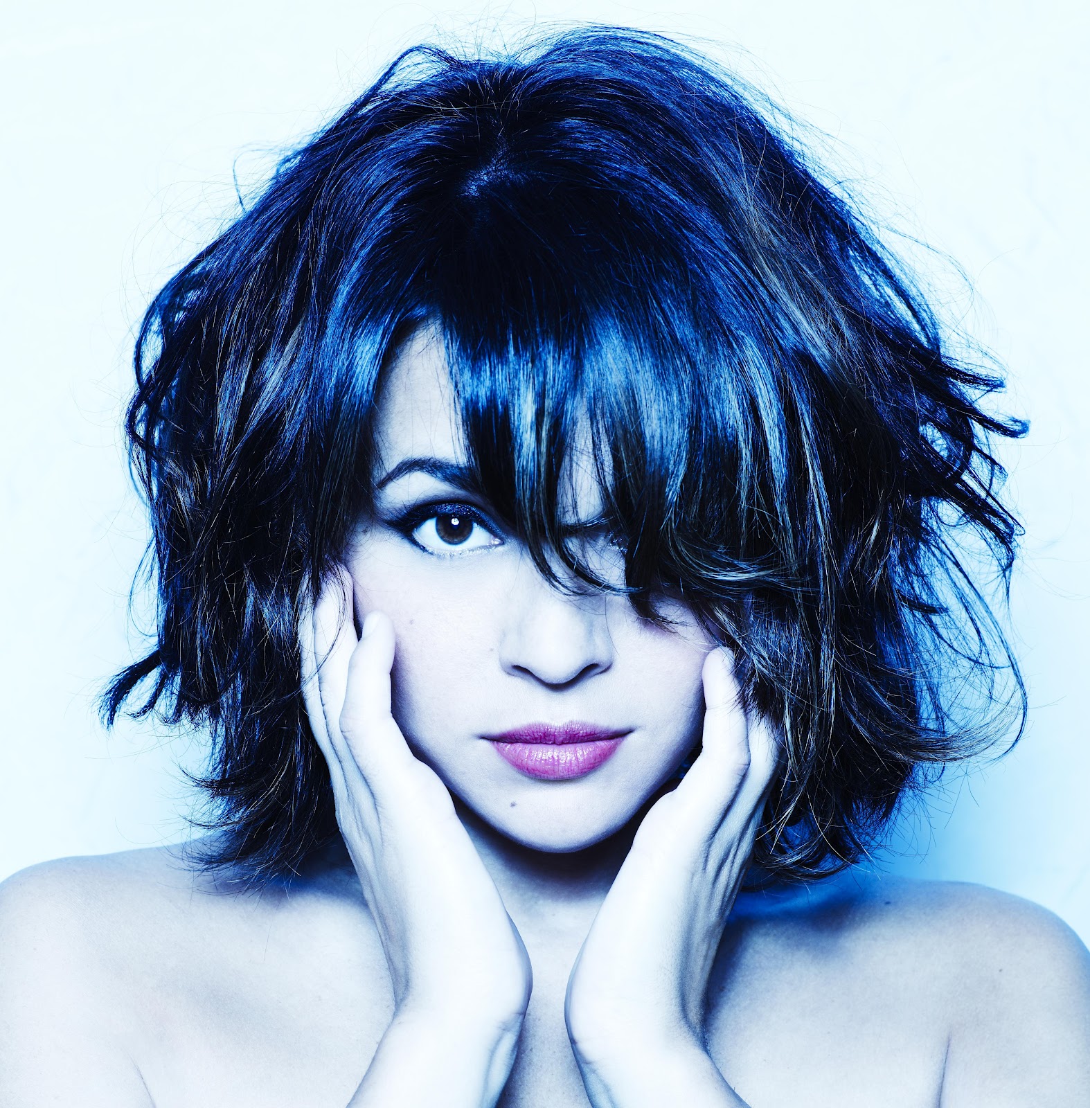 http://2.bp.blogspot.com/-ACe387v6_QQ/T8BVCQ3N46I/AAAAAAAAcS4/3fr_CDRZoUg/s1600/norah-jones-2.jpg