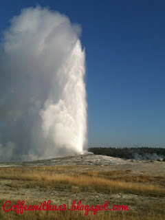 Yellowstone Trip Coffee With Us 3 #vacation #NPS #Yellowstone Old Faithful