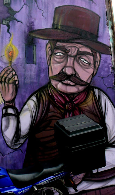 graffiti street art in patronato, santiago de chile