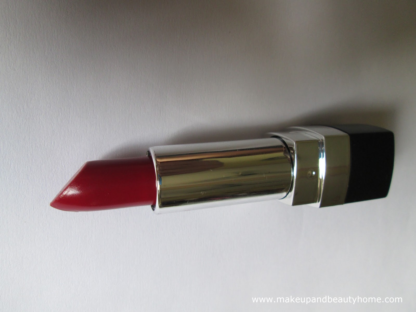 Coloressence Mesmerising Lip Color Hot Look Review, Photos and Swatches