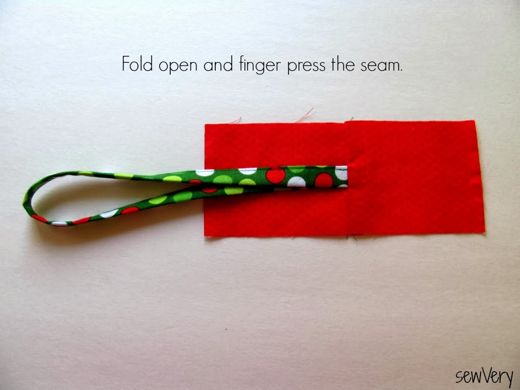 sewVery A sewVery Simple Luggage Tag Tutorial