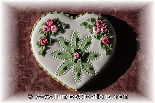 Gingerbread heart cookie by Tunde Dugantsi