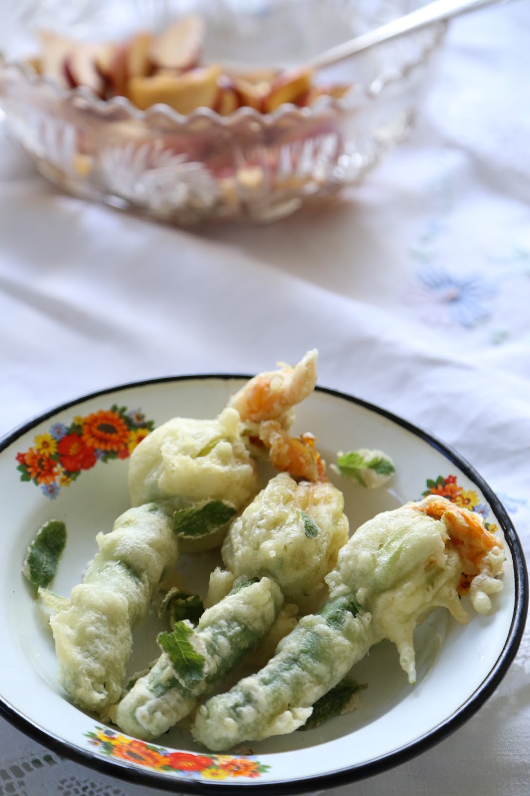 MsMarmiteLover Fried courgette flowers stuffed with mozzarella recipe