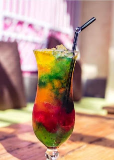 Colorful Summer Sips at The Pink Room