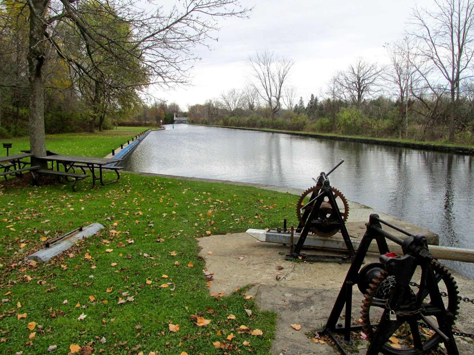 The Passionate Hiker The Rideau Trail Merrickville Locks (13E) to Paden Road (14C+)