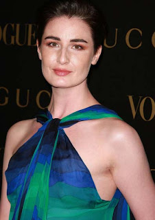 Erin O’Connor not following fashion trends