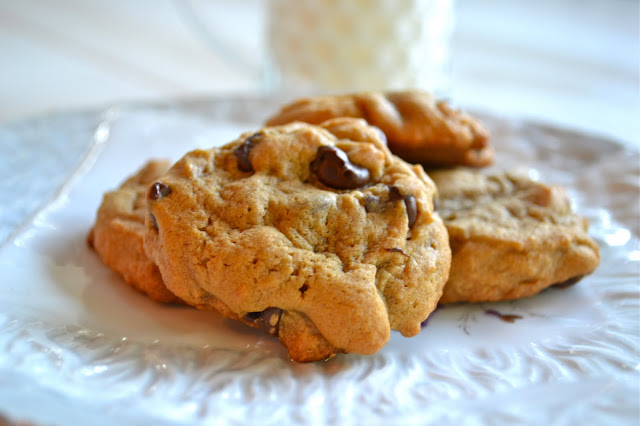 Chocolate Chip Cookies | www.motherthyme.com