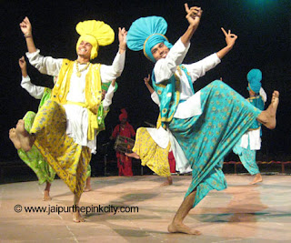 Travel Photos : Bhangra dance in Jaipur