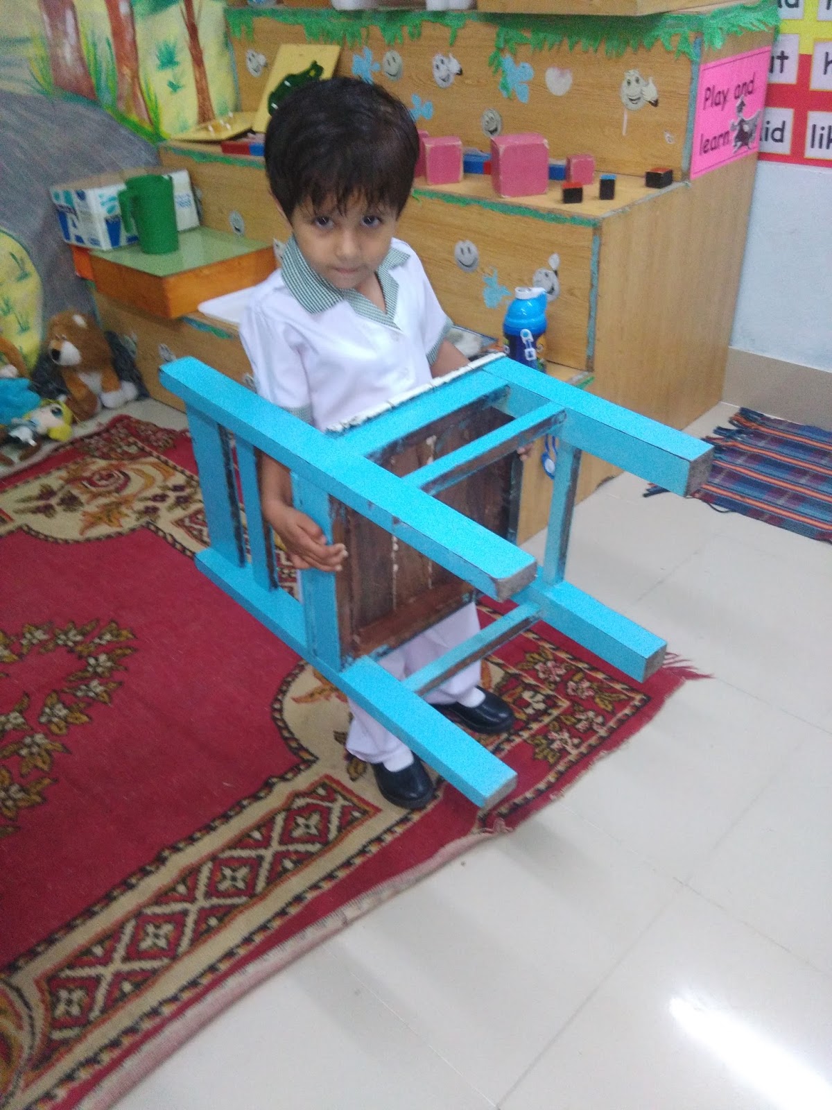 Blue Stars Ffcl School Epl Activity Carrying A Chair