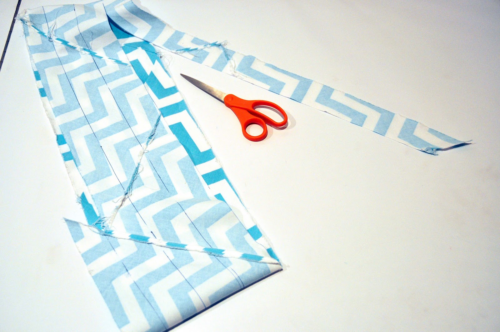 Aesthetic Nest Sewing How to Make Bias Tube Tape Binding (Tutorial)