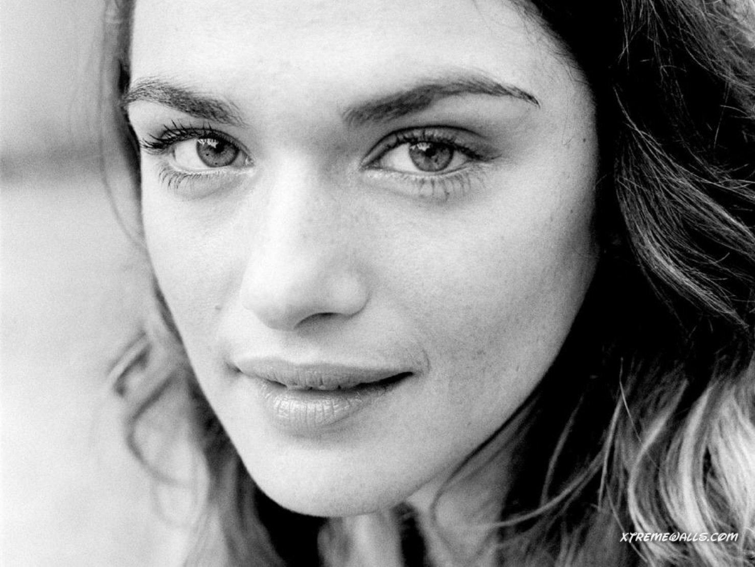 http://2.bp.blogspot.com/-AHAHZI-9UU4/ULFNTk6VYXI/AAAAAAAADow/agK93Eze9U0/s1600/rachel-weisz_161938.jpg