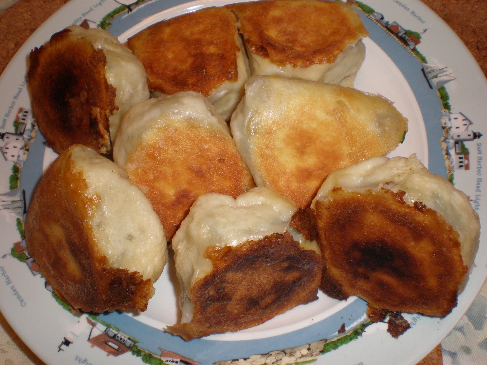 Susan's wonderful world Panfried leek buns 韭菜水煎包