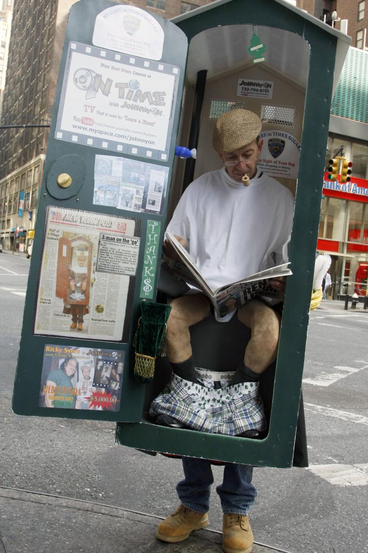 Pleasant Living PHOTOS, FRIENDS AND HALLOWEEN