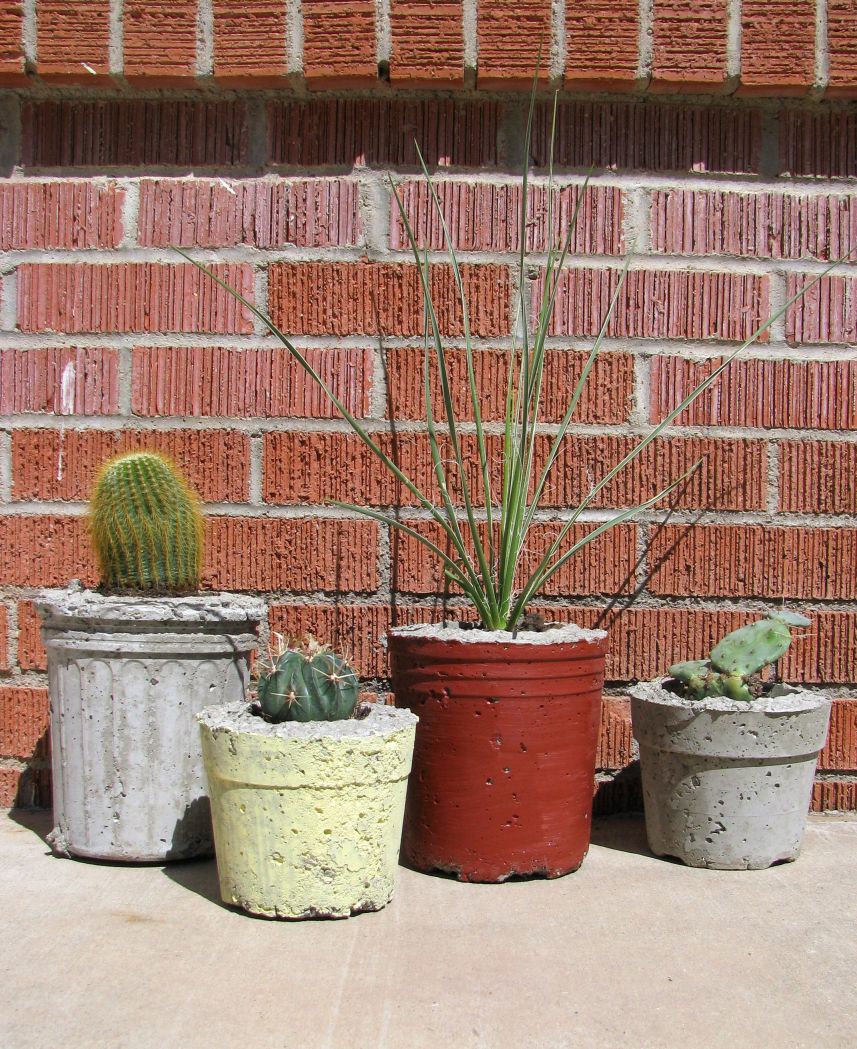 Glass Notes: Small Cement Patio Pots DIY