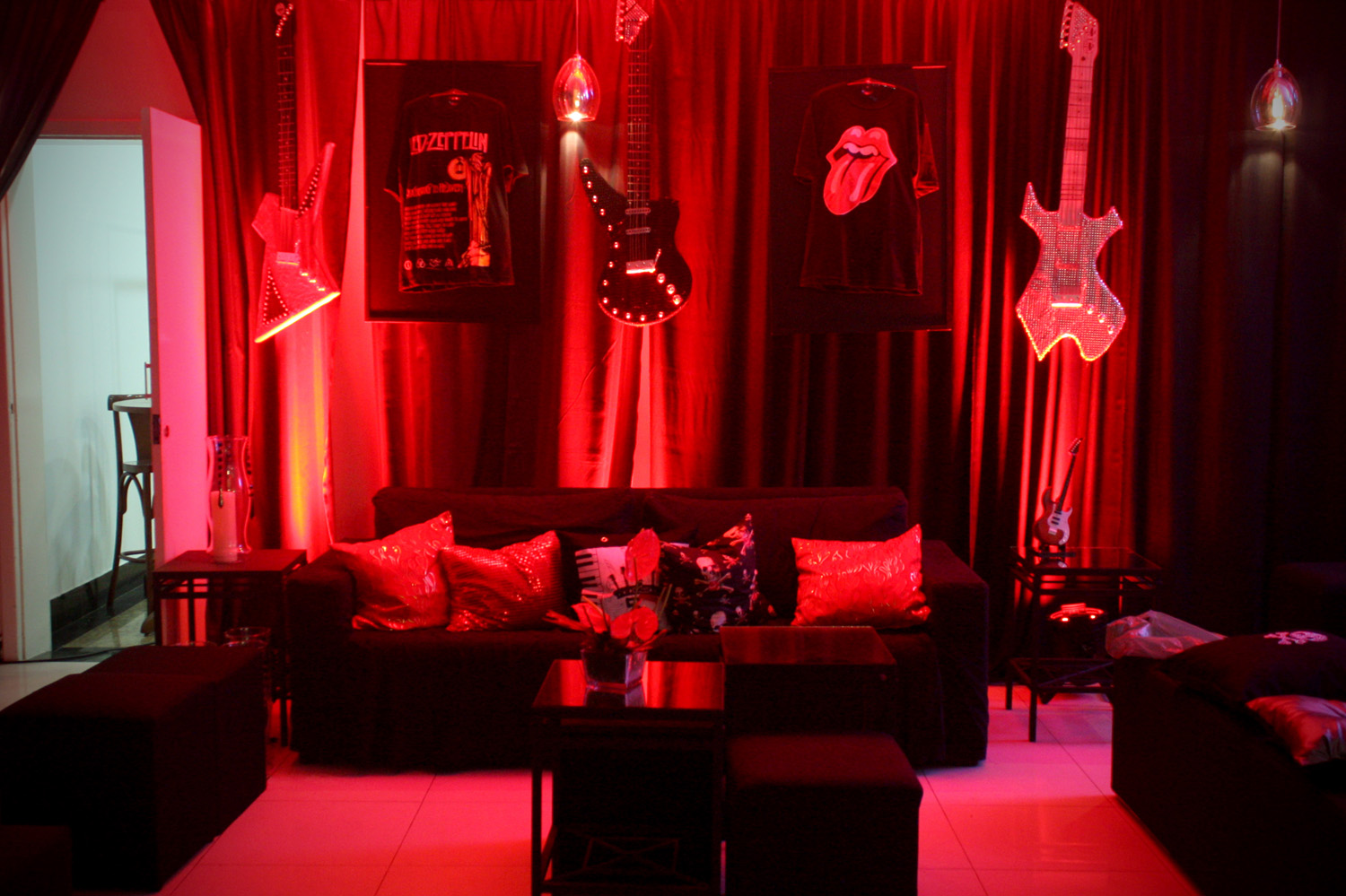 Another Brick in the Wall Pt 2 performed by The Australian