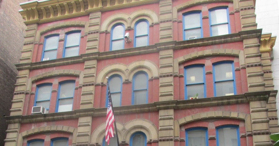 Midtown Blogger/Manhattan Valley Follies The 19th Precinct