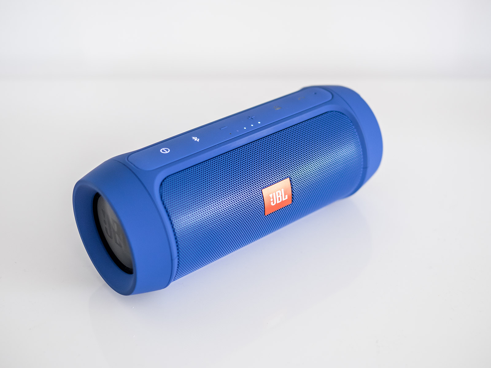 Review: JBL Charge 2+ where's the plus?