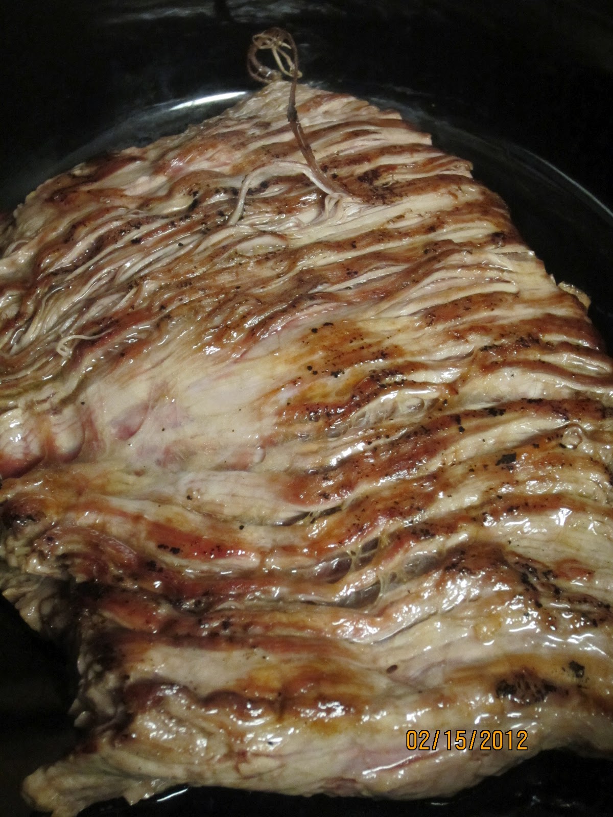 http://easypeas-y.blogspot.com/2012/02/slow-cooker-flank-steak.html