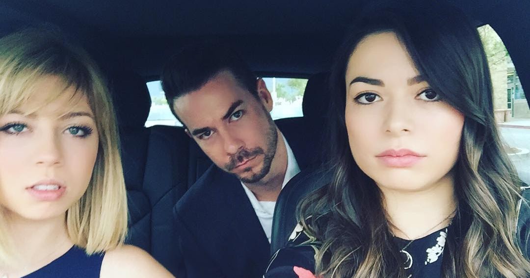 The Stars Of "iCarly" Reunite For Nathan Kress' Wedd...