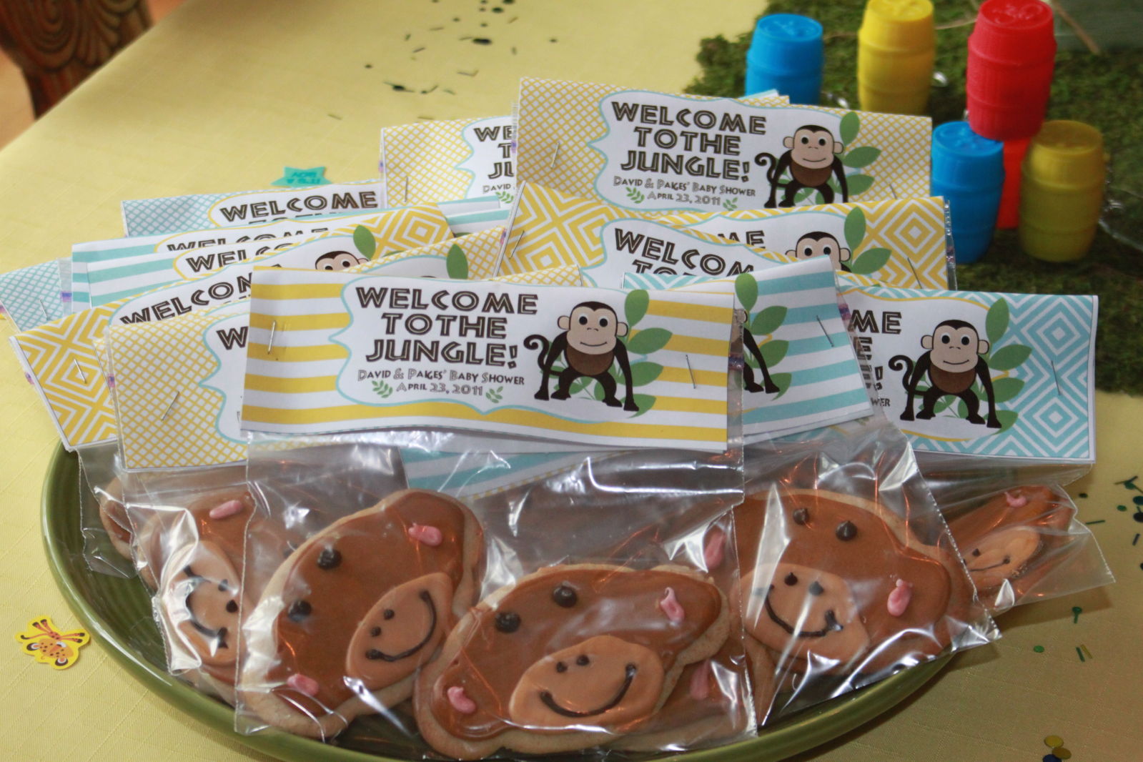 The Buerglers Baking with Betty Monkey Cookies & Cake Pops