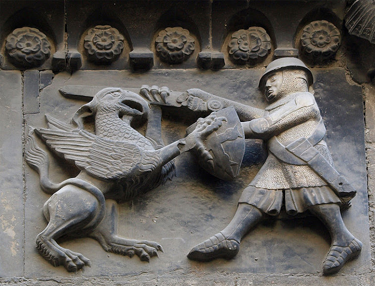 Porta de Sant Iu de la Catedral de Barcelona