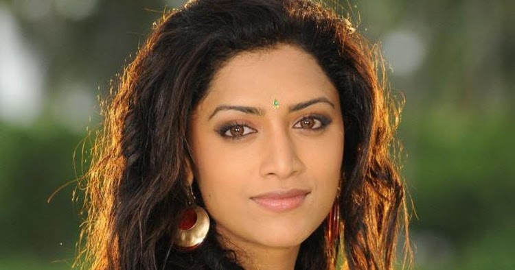 Actress Mamta Mohandas