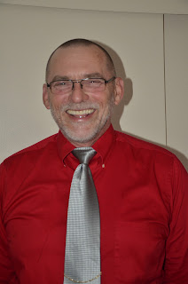 Red shirt silver tie