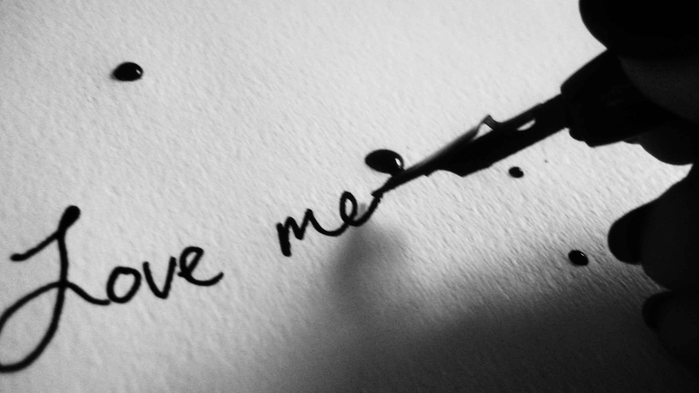 http://2.bp.blogspot.com/-APShcB7ixCM/TW-vrOr0MgI/AAAAAAAAACo/MtXlL36Xhx4/s1600/Love-me-wallpaper-1366x768.jpg