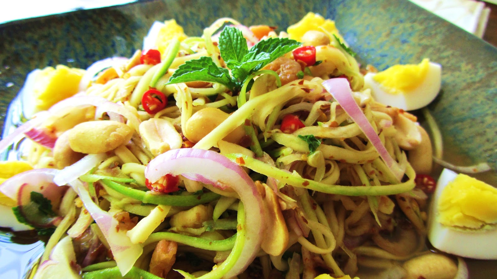 Let's eat......simple! Thai Green Mango Salad or “Yum Mamuang”