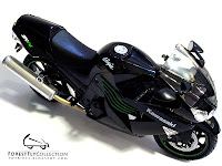 1:12 scale Kawasaki ZX14R 2009