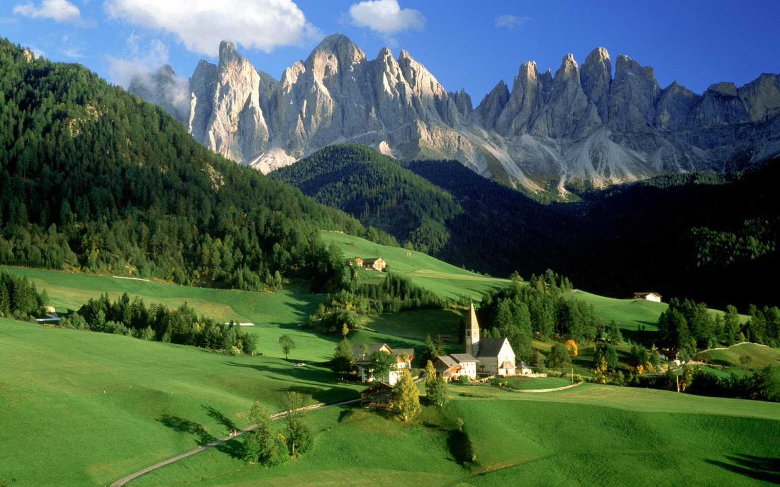 The Beautiful Landscapes of Italy Wallpapers