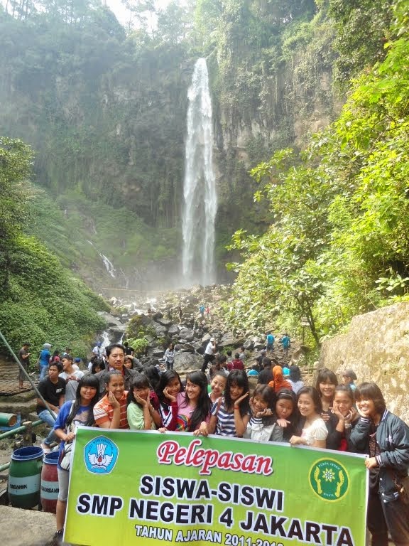 Karya Wisata dan Pelepasan Siswa SMPN 4 Jakarta