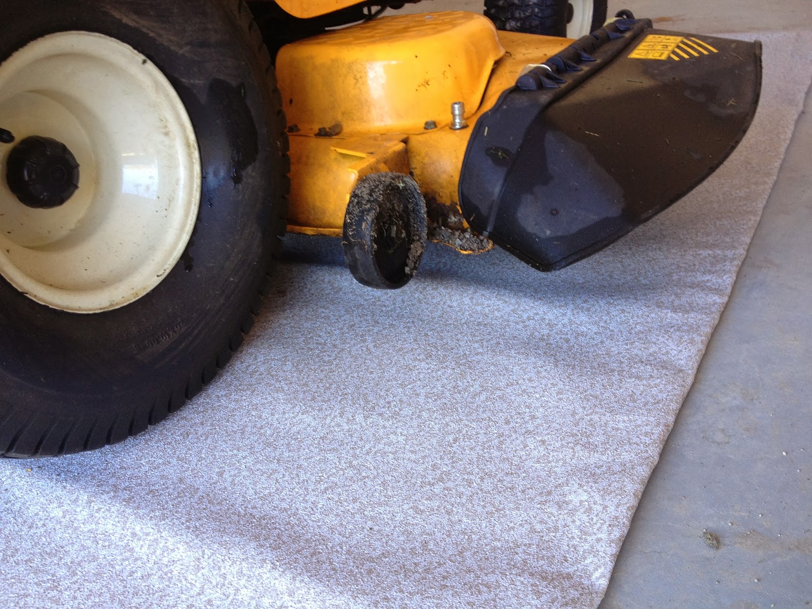 KentainMats Riding Lawnmower Garage Floor Mat / Cover the