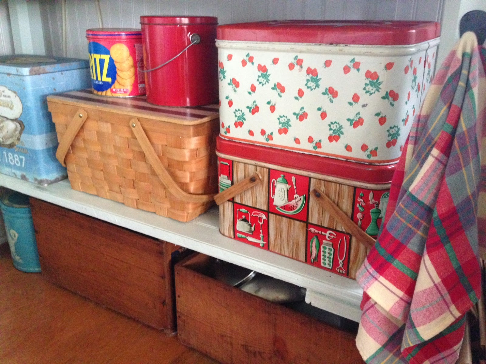 Free kitchen cabinets craigslist Wooden Bread Box Repurpose