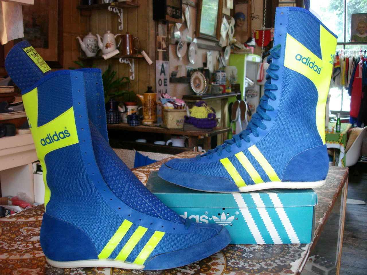 theothersideofthepillow vintage ADIDAS classic KNOCKOUT boxing shoes