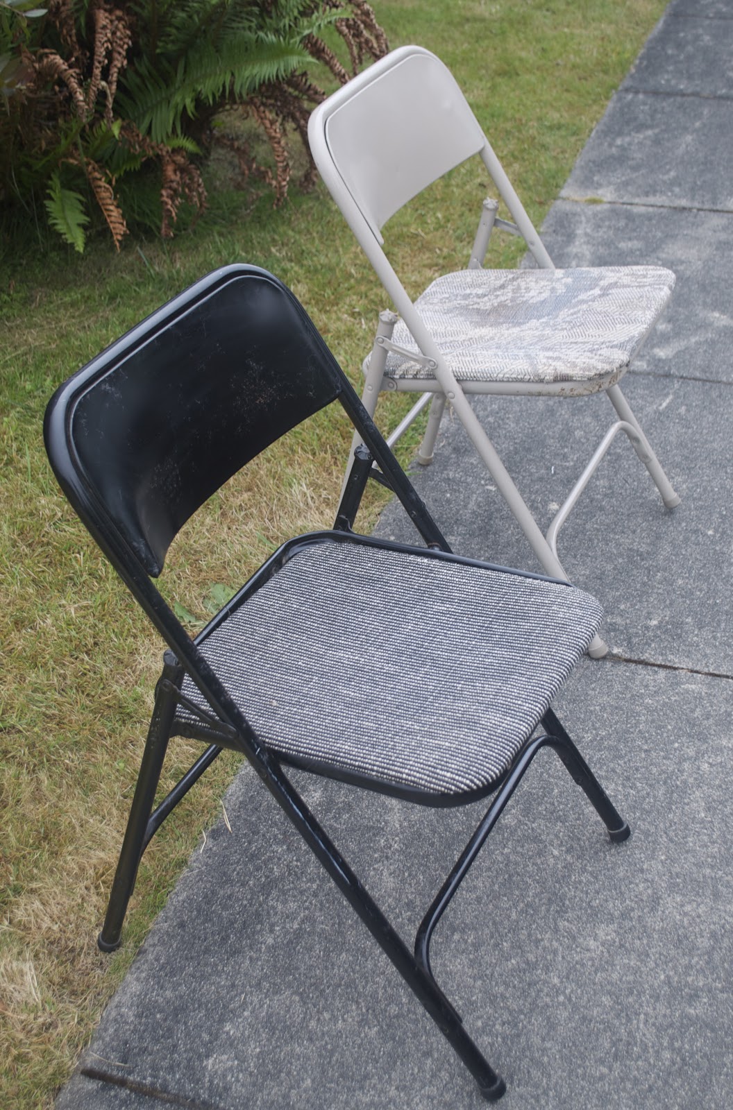 Sewinmachine Metal Foling Chair Makeover