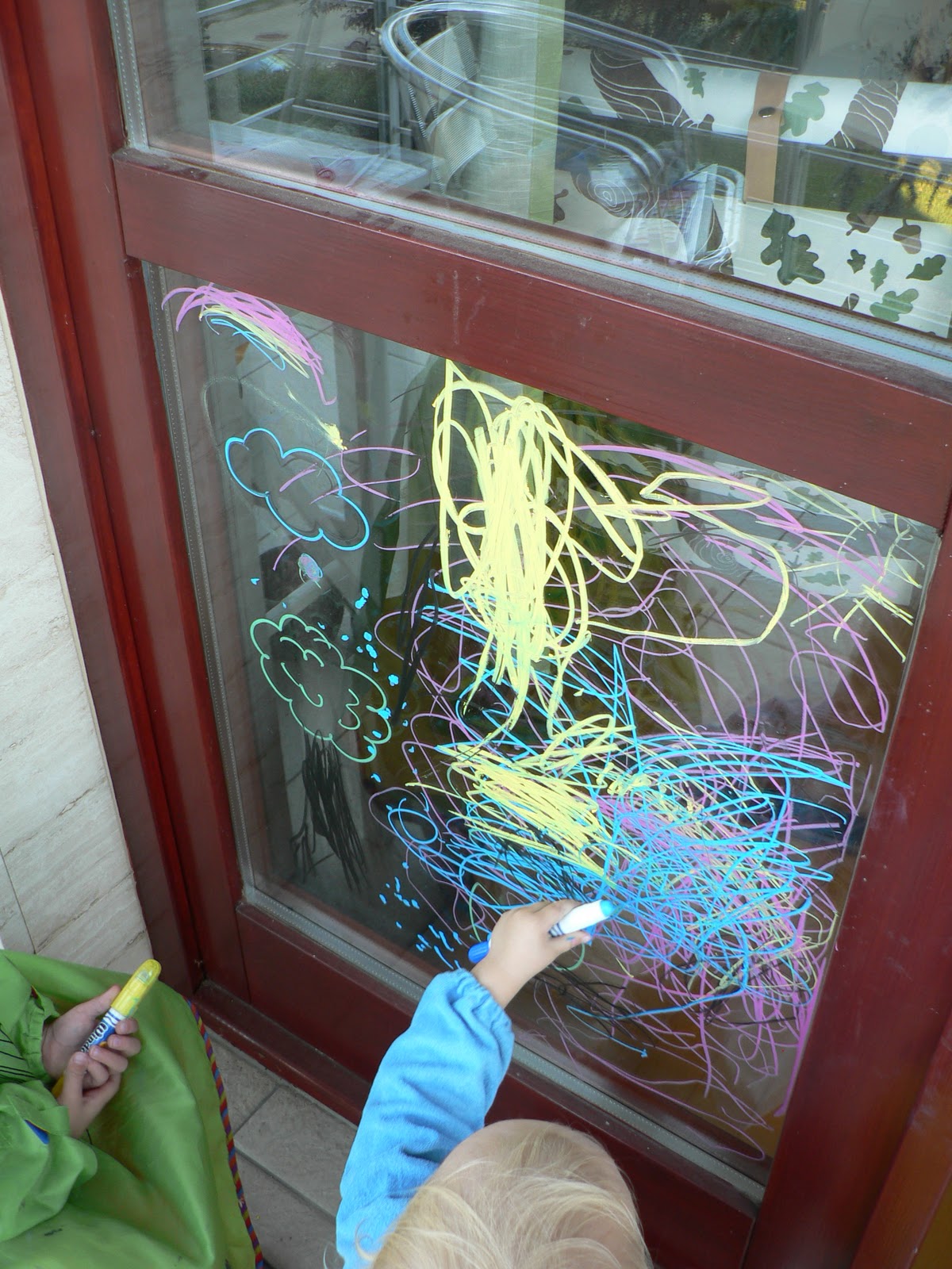 Mama Pea Pod {Window Crayons ♥}