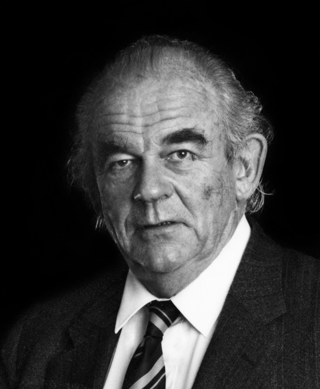 Peter Smith, architectural historian, 19262013 Heritage of Wales News