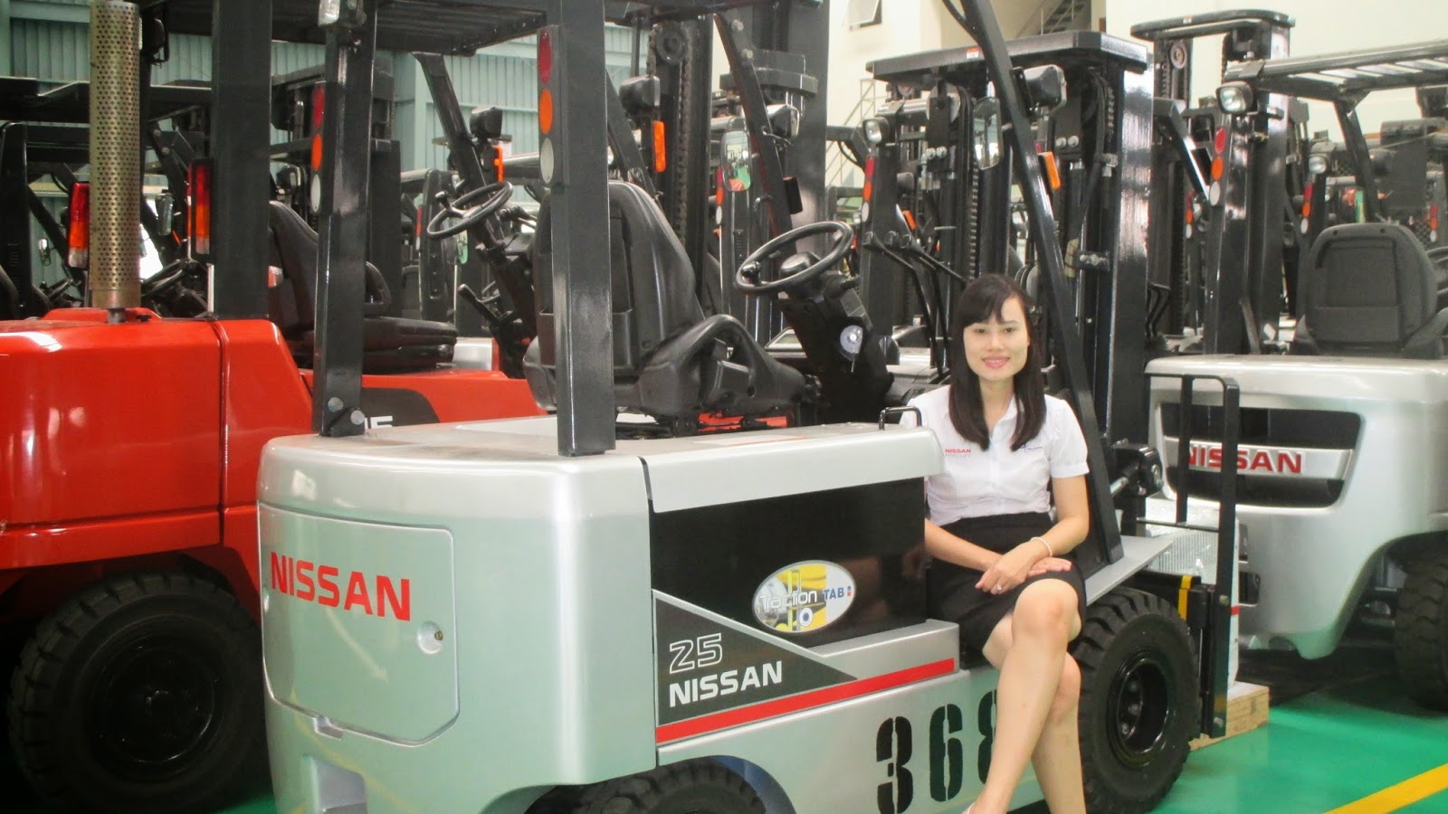 xe nang dien Nissan 2.5 tan xe nang dien Nissan 2.5 tan