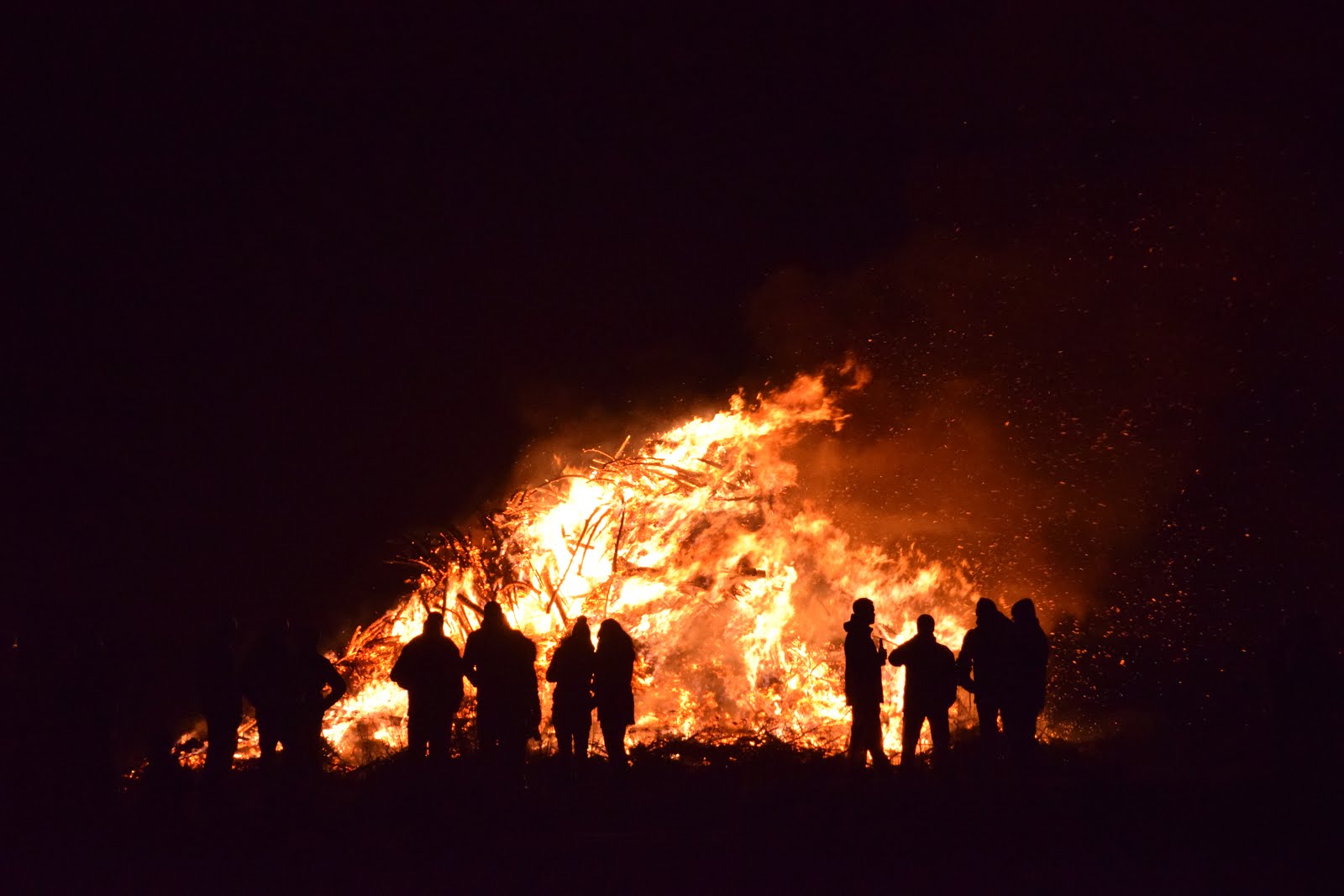 Osterfeuer Bremen Duitsland Vakantieland Osterfeuer 2020 04 06