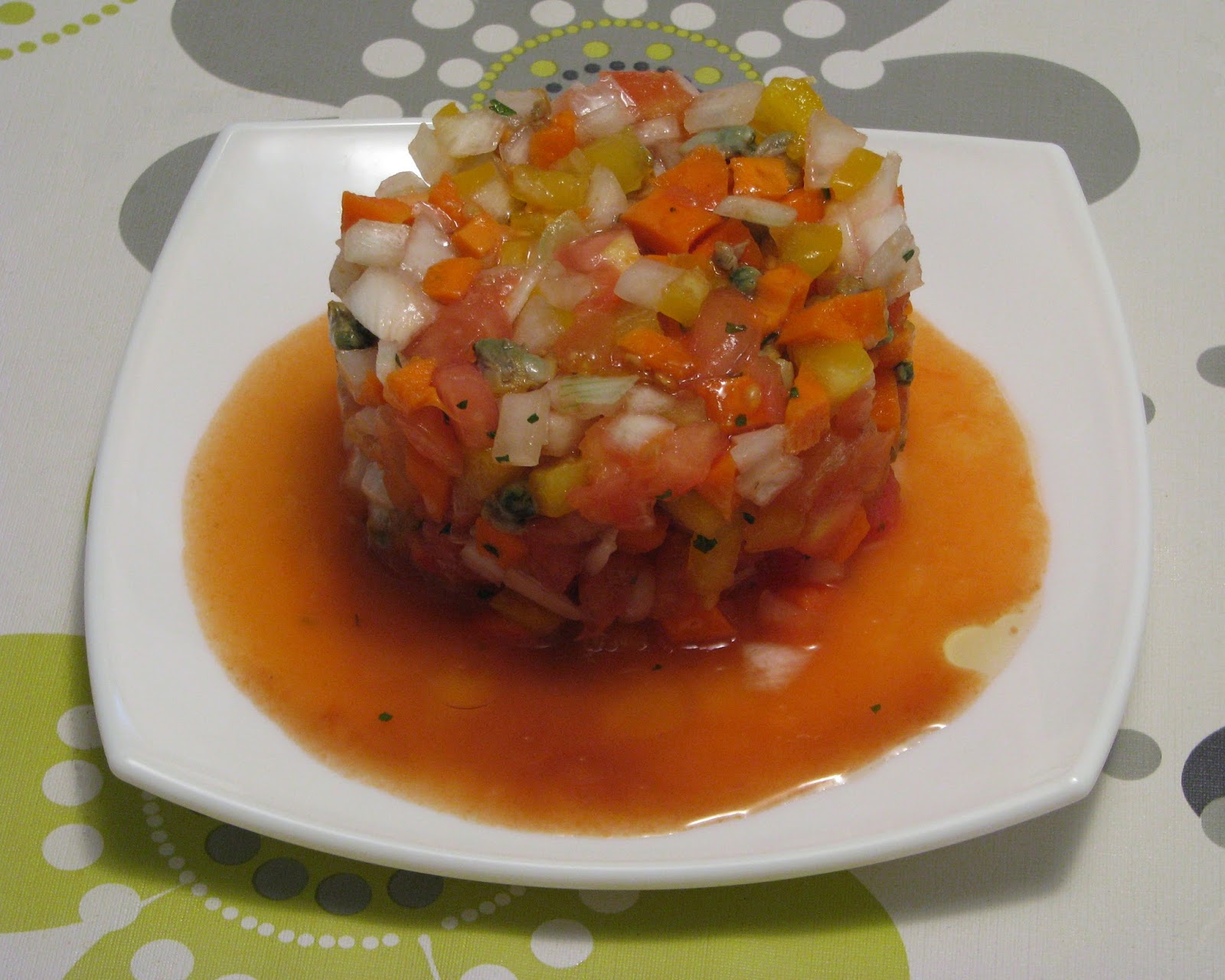 Tartar De Tomate Y Berberechos
