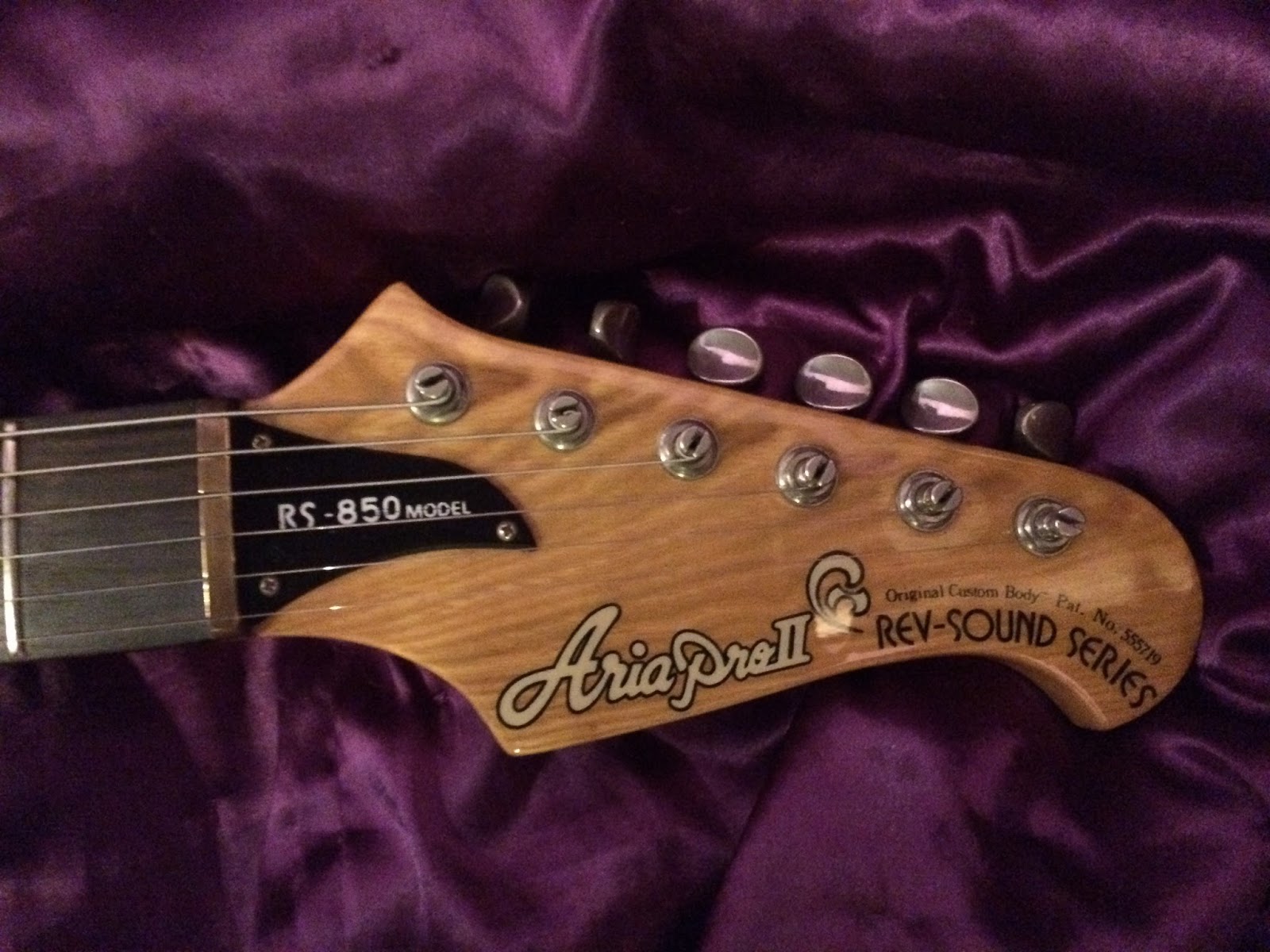 Aria Pro II RS-850 1990年製　オリジナル基板完動品 エレキギター 安い オンライン 買取