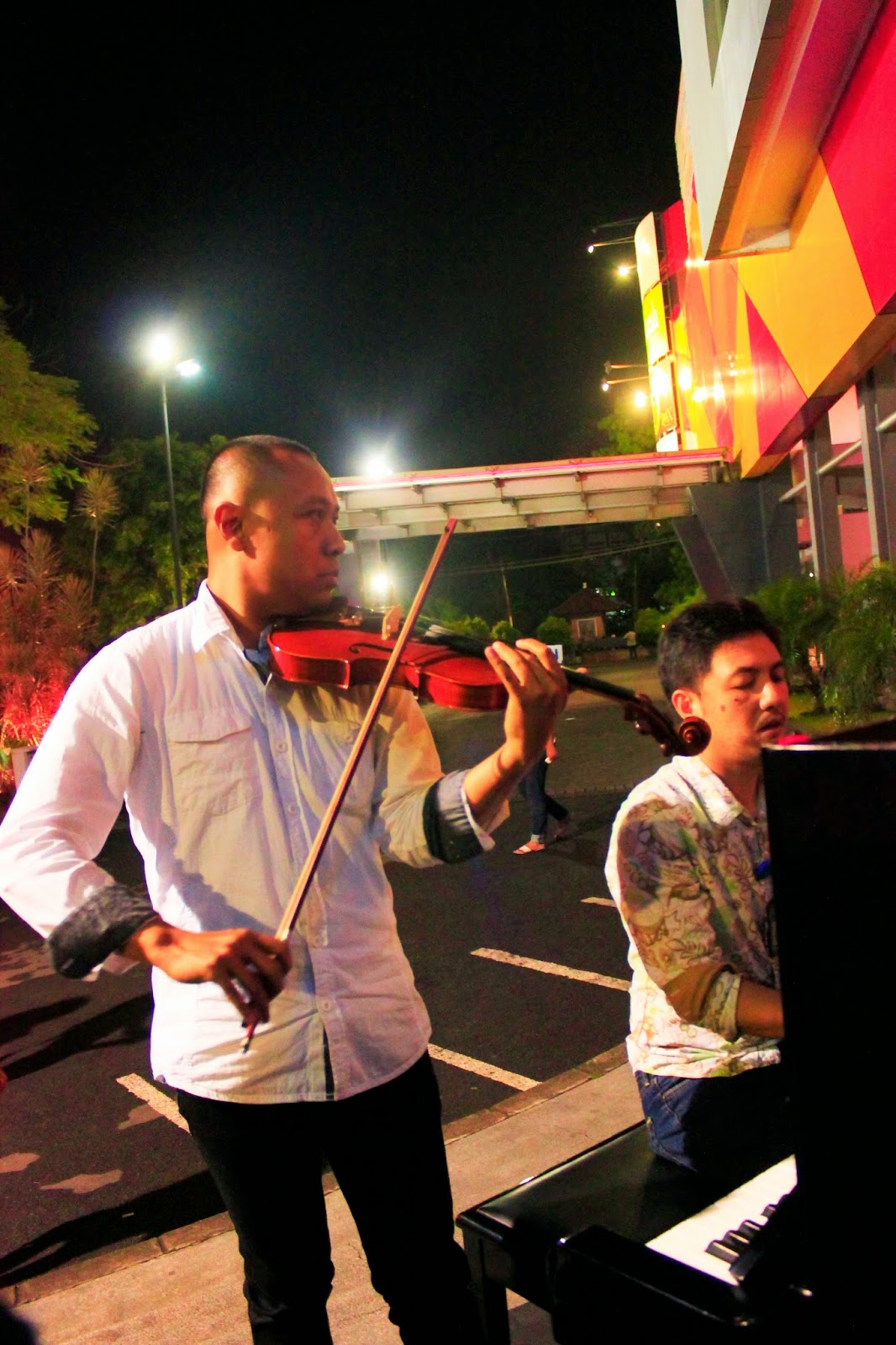 Violin Street Concert