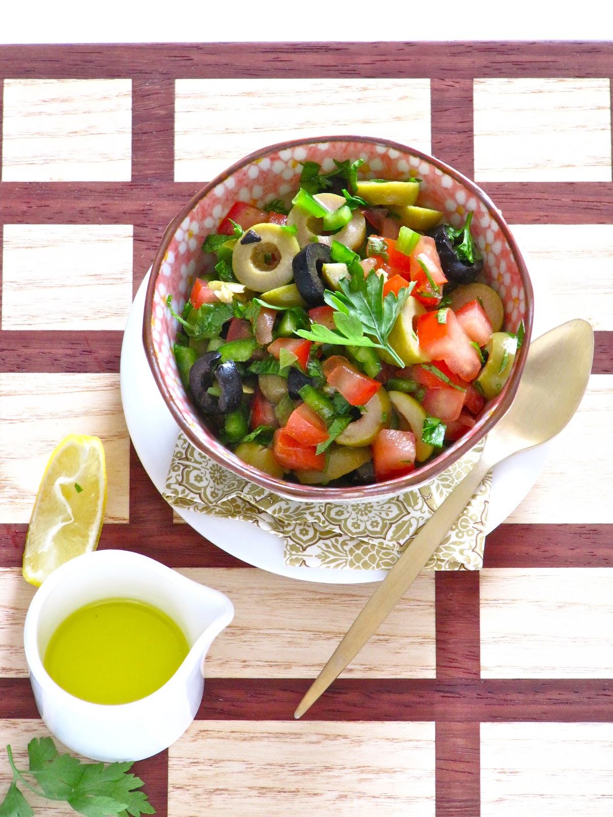 Plateful Olive Salad — a simple Middle Eastern mezedhe, aka the meze dish