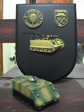 MINIATURA E PANOPLIA DE M113